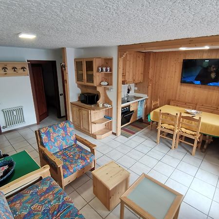 Trilocale Con Splendida Vista Sulle Piste Da Sci Daire Folgarida Dış mekan fotoğraf